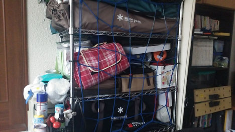 増え続けるキャンプ用品の収納、片付けるたびに変わります。2