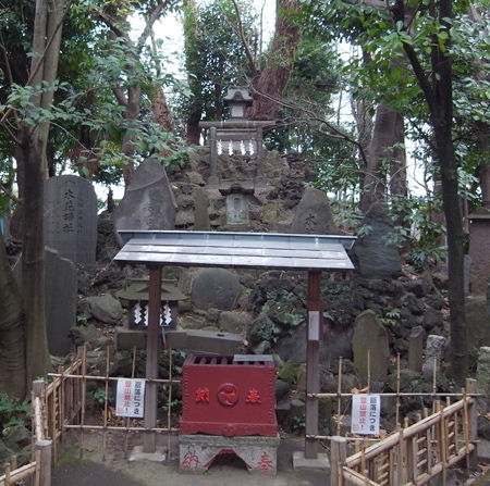 羽田神社・富士塚4