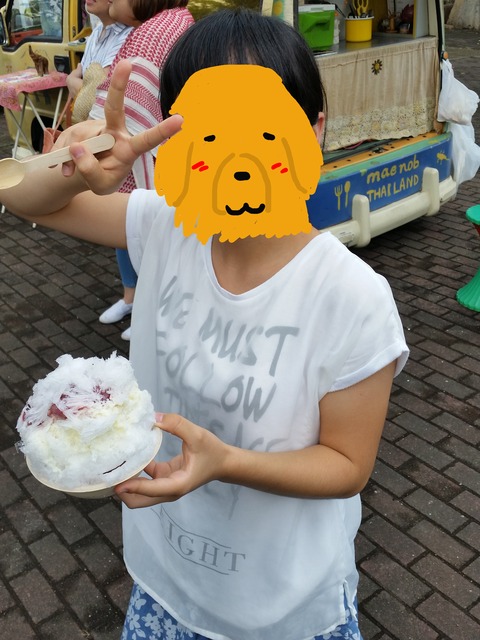 6月のかき氷娘 まなみちゃん
