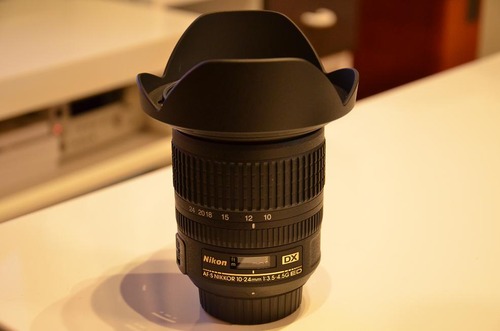 Nikon（ニコン）D7000のレンズ 超広角10-24mm f/3.5-4.5G 単焦点35mm f