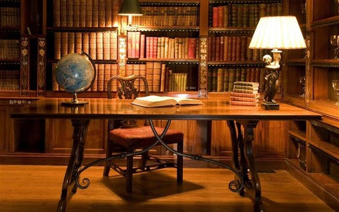antique_library_desk-LOMO_style_photography_Works_Desktop_medium