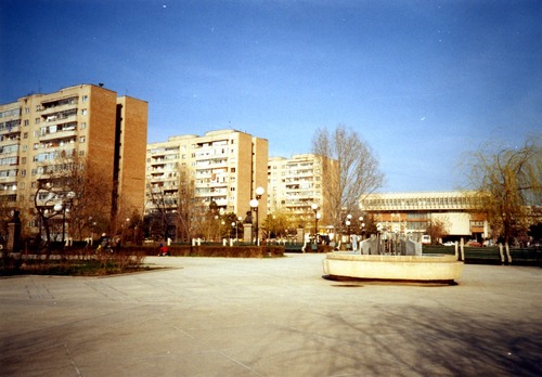 img589