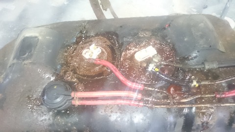 生産廃止になった燃料ﾀﾝｸ再生