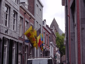 R1060669