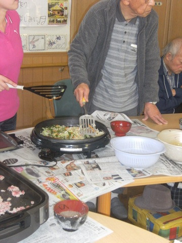 2012_1103焼きそば レク0071