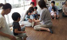 石あてっこ3歳