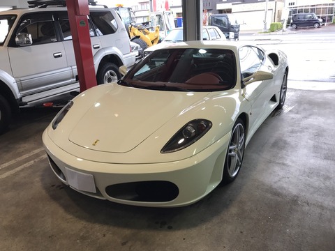 フェラーリ バッテリー2