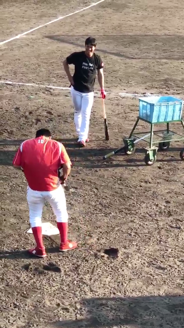 広島カープ岩本貴裕チャック全開_04