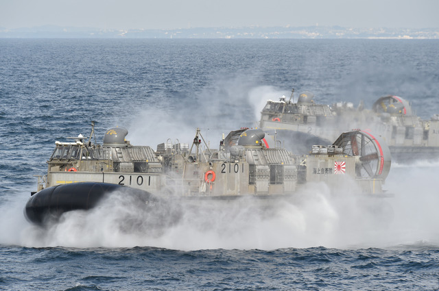 LCAC_自衛隊_ホバークラフト_03