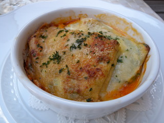 ���졼��