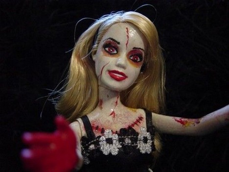 weird-barbie08