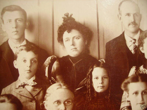 Post-mortem photography 11