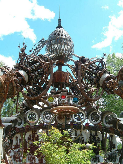 forevertron dr evermor wisconsin 02