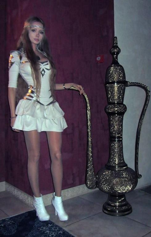 Valeria Lukyanova 10