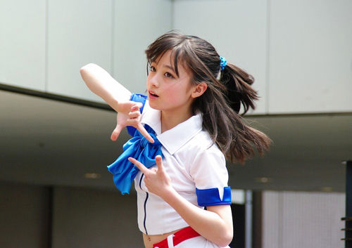 001-橋本環奈-RevfromDVL-Top