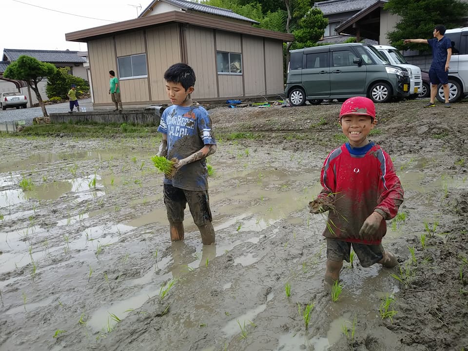 2018田植え青少年健全育成