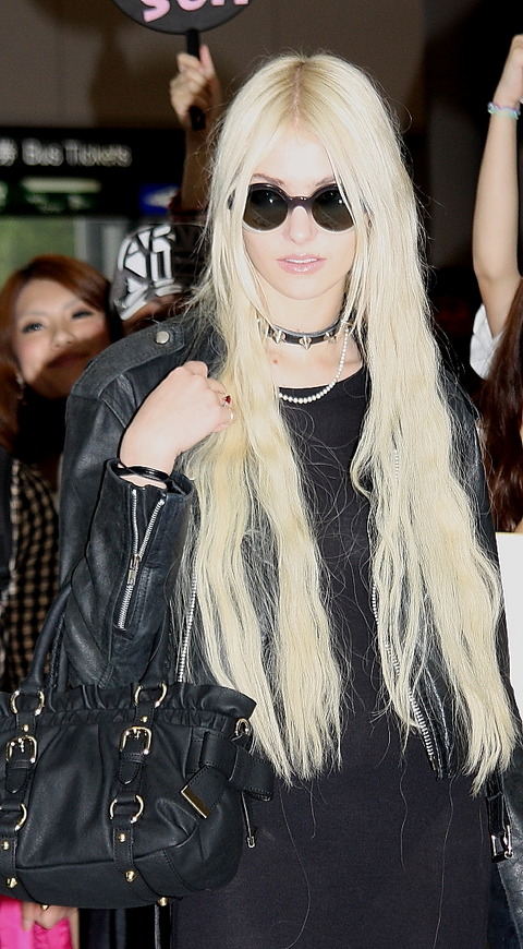 Taylor-2