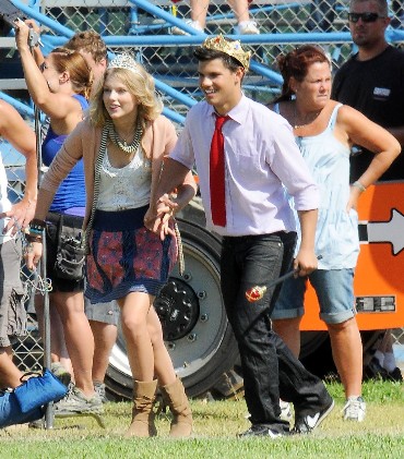 taylor271009.jpg