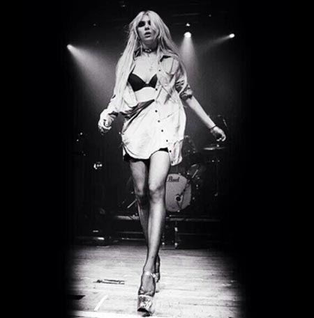 taylor2014220_02