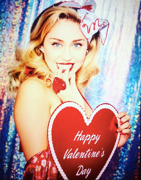 miley2018215_01