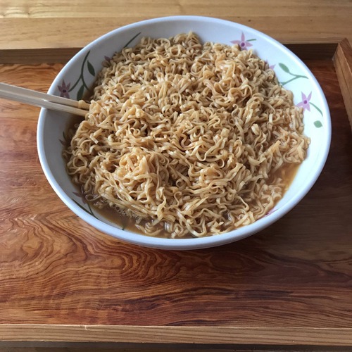 チキンラーメン三人前作ったｗｗｗｗｗｗｗｗｗｗｗ
