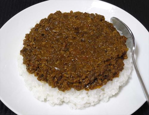 ワイカレー大臣、カレーと白米をぐちゃぐちゃに混ぜる者を厳しく処罰