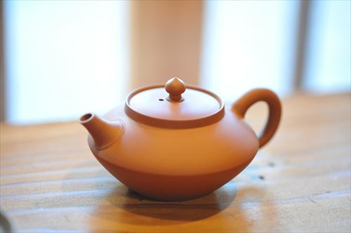 teapot-459348_1280_R