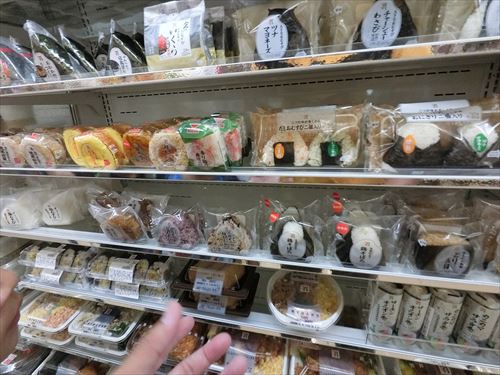 セブンイレブンのおにぎり100円セールってさ 	