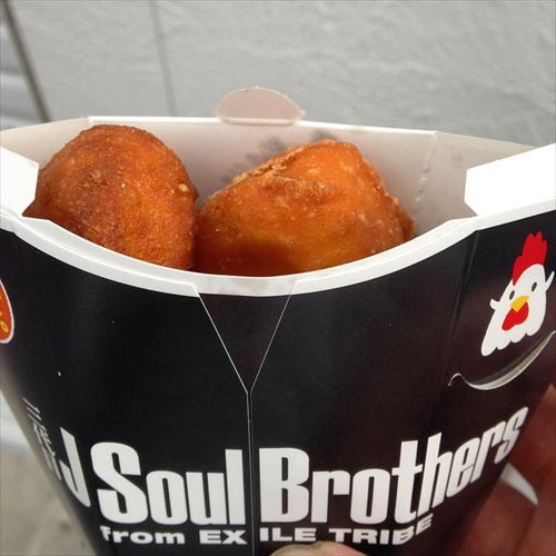 ワイローソン店員「廃棄のからあげクンウメェ！」