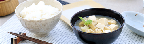 【悲報】来月から一人暮らしのワイ　作れる飯のレパートリーが無さすぎて絶望 	