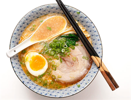 ワイ「あのラーメン屋、業務用素材使ってるらしいで」友達「だって業務だろ」