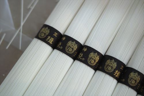 5949116177_3964f86897_z_R