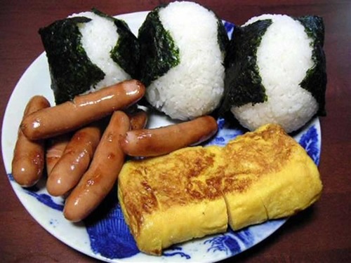 こういう手作り感MAXの食い物ダメな奴おる？ 	