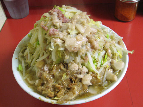 ワイラーメン担当大臣、チャーシュー廃止を提案