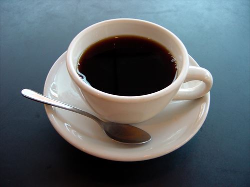 A_small_cup_of_coffee_R
