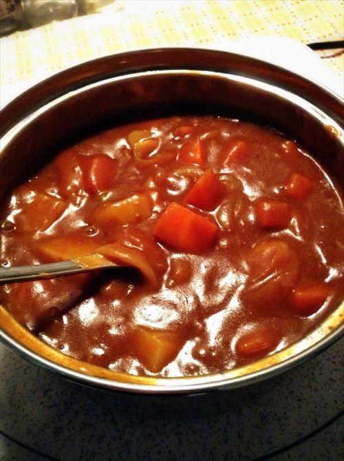 言うほど一晩寝かせたカレーうまいか?