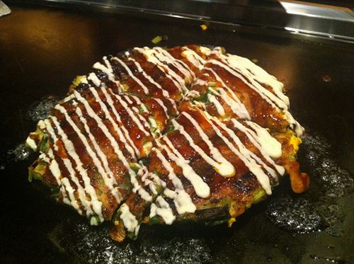 焼肉とかお好み焼きみたいに店側が調理放棄してる飲食店って 	