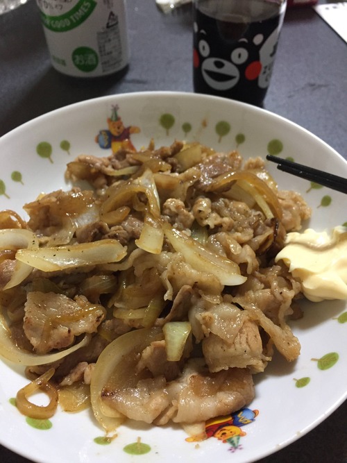 あっさりテキパキ炒めたワイの生姜焼きwwwwwwww 	