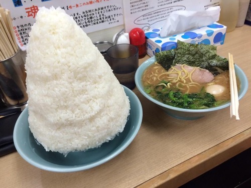 家系ラーメンのライスってどうやって食うんだよｗｗｗｗｗｗｗｗｗｗｗｗ 	