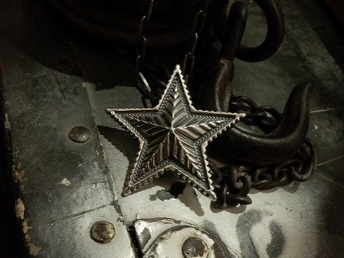 Cody Sanderson/BIG STAR PENDANT : CHARCOAL*GREEN BLOG NEWS Cody Sanderson/BIG STAR PENDANT : CHARCOAL*GREEN BLOG NEWS