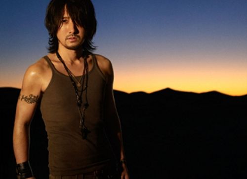 ミュージシャン J さん着用＆大阪店休業日のお知らせ : CHARCOAL*GREEN