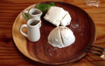 CHEESE STAND3