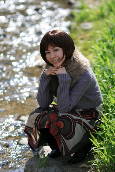 Emiko_in_the_park-12