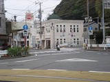 ゆうがた 建物と江ノ電の線路