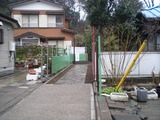 日々響 路地と案内板