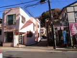 ビステッカ 路地入口