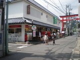 レグリース 路地入口