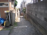 京七里 駅前の路地
