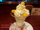 イノダコーヒー東京大丸店でマロンパフェ