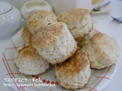 焼きたてスコーン